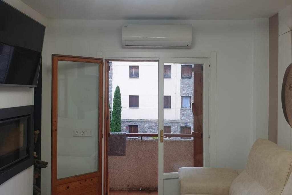 Acogedor Apartamento En El Pirineo Aragones Villanua Exterior photo